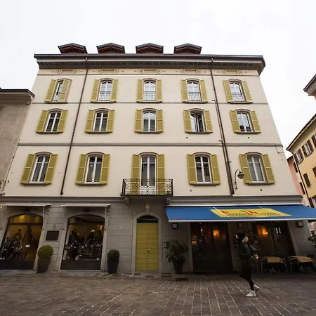 Sole&luna Comolake *